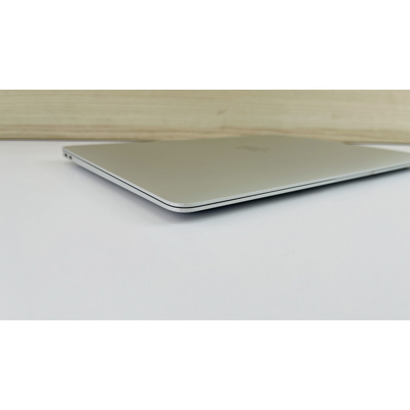 MacBook Air 2020 Silver i3 1.1ghz 8/128